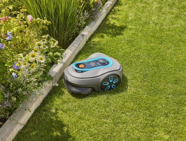 découvrez le gardena sileno life 1000, un robot tondeuse intelligent et silencieux qui entretient votre jardin avec précision et discrétion. profitez d'une pelouse impeccable sans effort ni bruit.