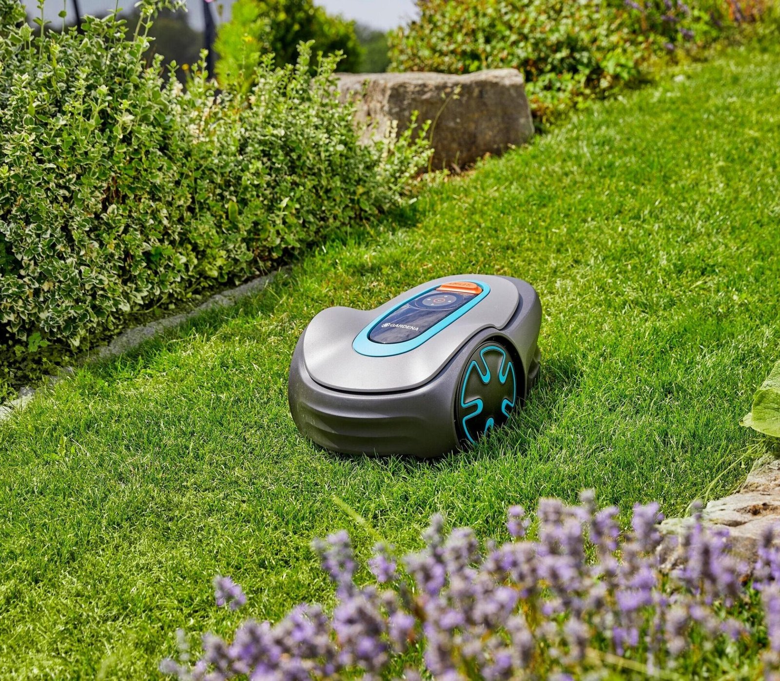 découvrez la gardena sileno minimo 250, la tondeuse robot idéale pour entretenir facilement les petits jardins avec précision et autonomie.