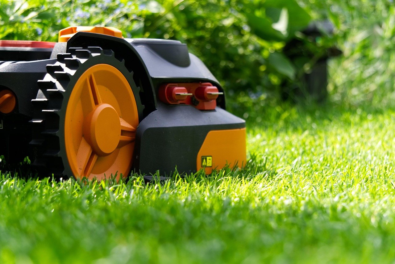 découvrez la tondeuse à gazon robotisée pour un entretien de pelouse autonome, efficace et silencieux. profitez d'un jardin toujours impeccable sans effort.